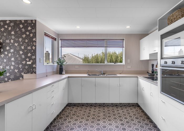  at 120 Walker Street, Riverton