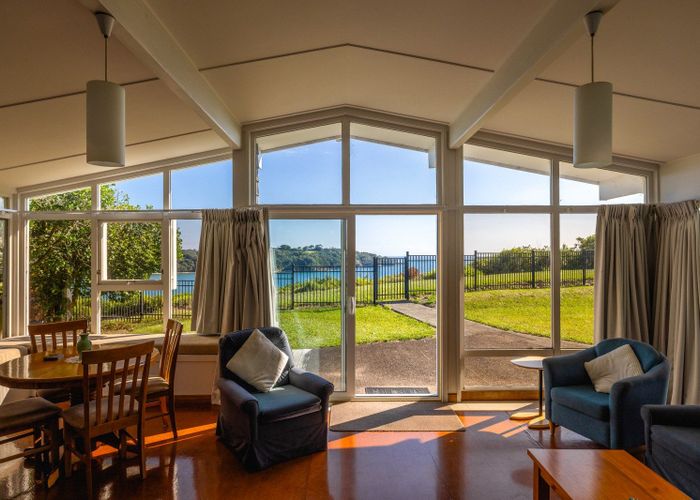  at 195 Ocean View Road, Oneroa, Waiheke Island, Auckland