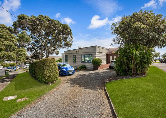  at 8 Archibald Road, Kelston, Waitakere City, Auckland