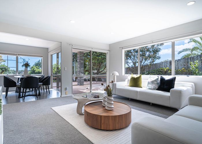  at 2/3 Pelican Lane, Unsworth Heights, North Shore City, Auckland