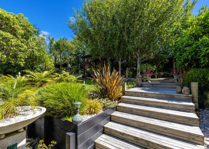  at 162 Ocean View Road, Oneroa, Waiheke Island, Auckland