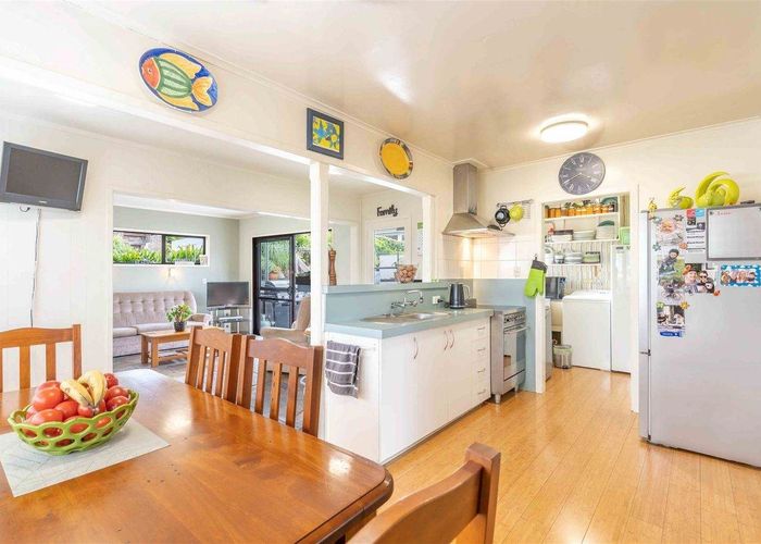  at 54 Bruce Road, Glenfield, Auckland