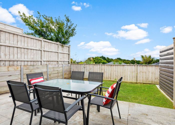  at 102 Matairangi Avenue, Totara Heights, Auckland