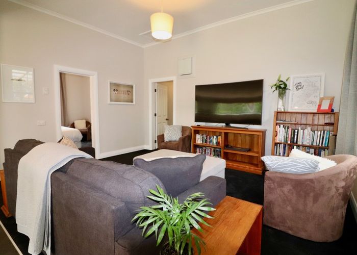  at 857 Makerua Road, Tokomaru
