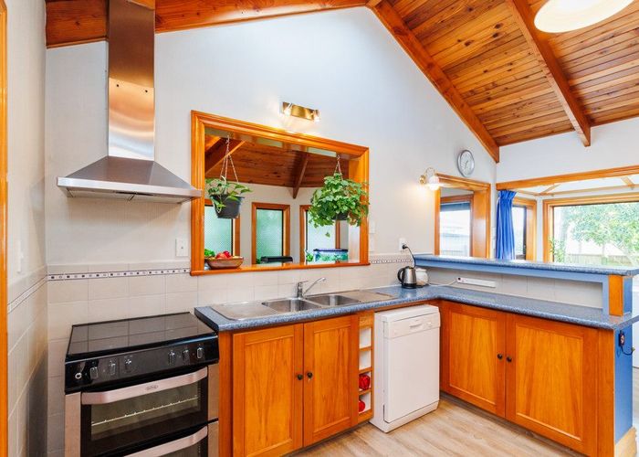  at 14A York Place, Awapuni, Palmerston North