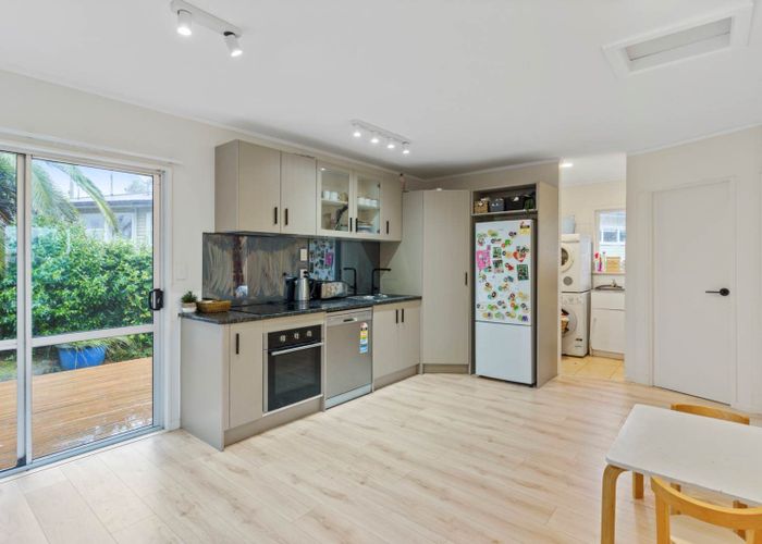  at 220 Birkdale Road, Birkdale, North Shore City, Auckland