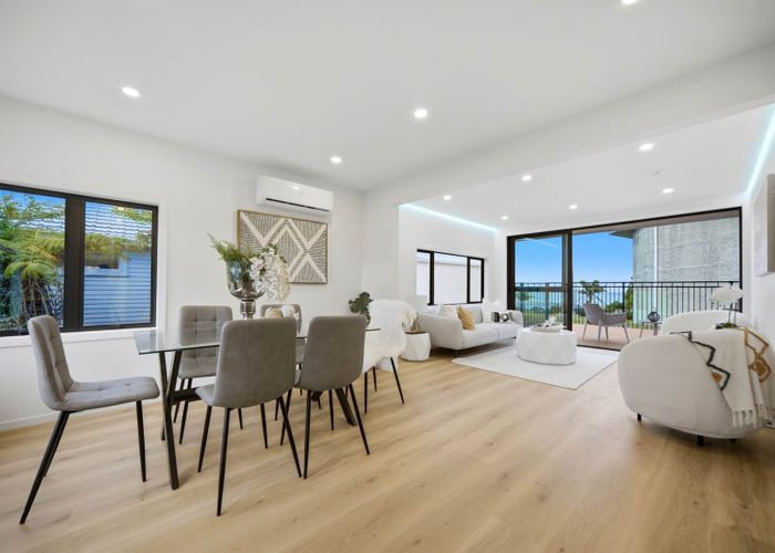  at 519A East Coast Road, Murrays Bay, North Shore City, Auckland