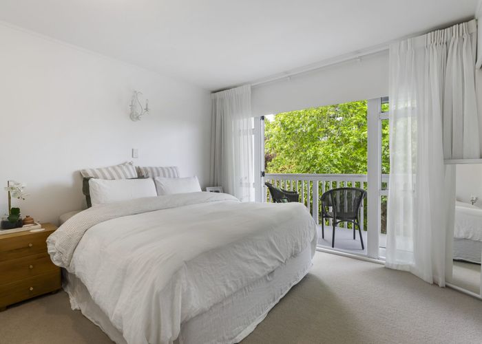  at 1/18 Bevyn Street, Castor Bay, Auckland