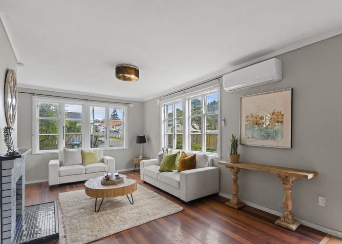  at 36 Anderson Avenue, Point England, Auckland