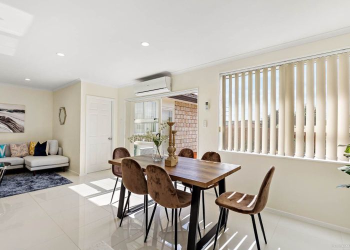  at 12 Mt Lebanon Crescent, The Gardens, Manukau City, Auckland