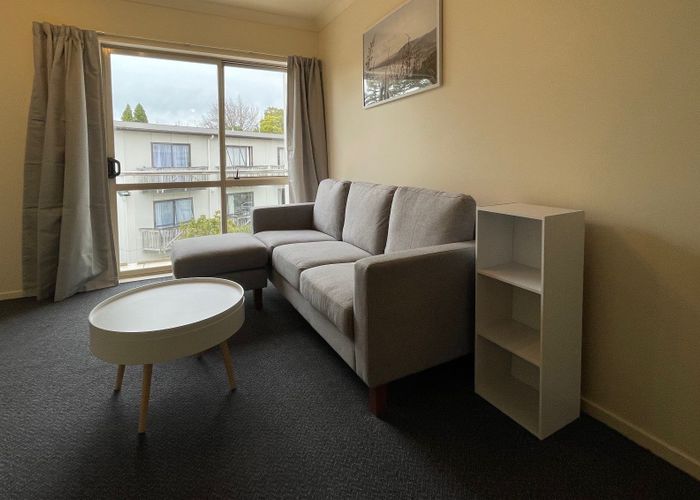  at 8/5 Knox, Hamilton City Central, Hamilton, Waikato