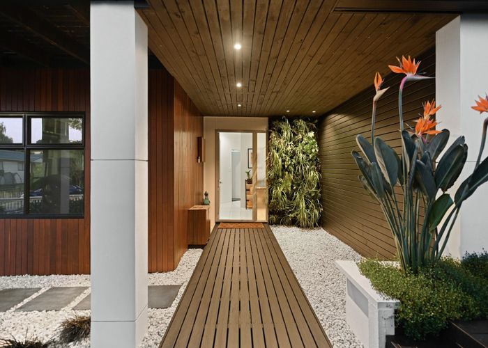  at 22 Gilbass Avenue, Hamilton Lake, Hamilton, Waikato