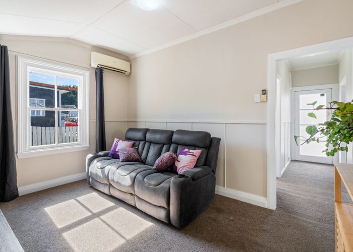  at 396 Kaikorai Valley Road, Bradford, Dunedin, Otago