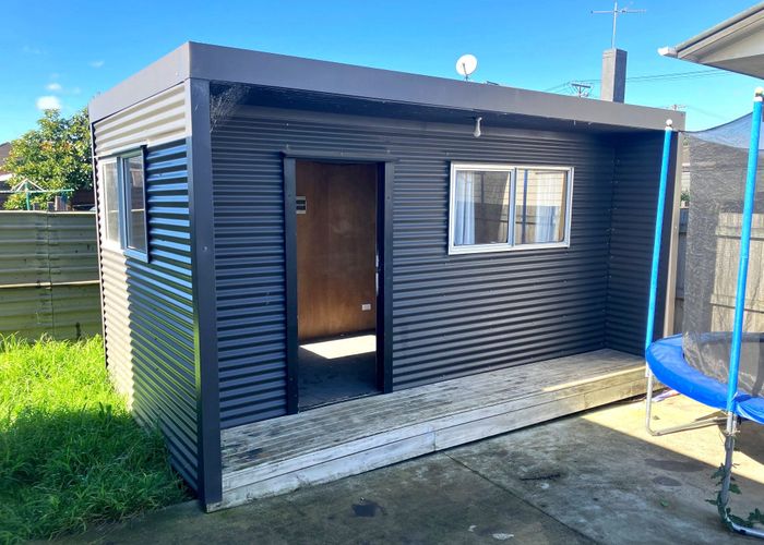  at 15b Parker Crescent, Otara, Manukau City, Auckland
