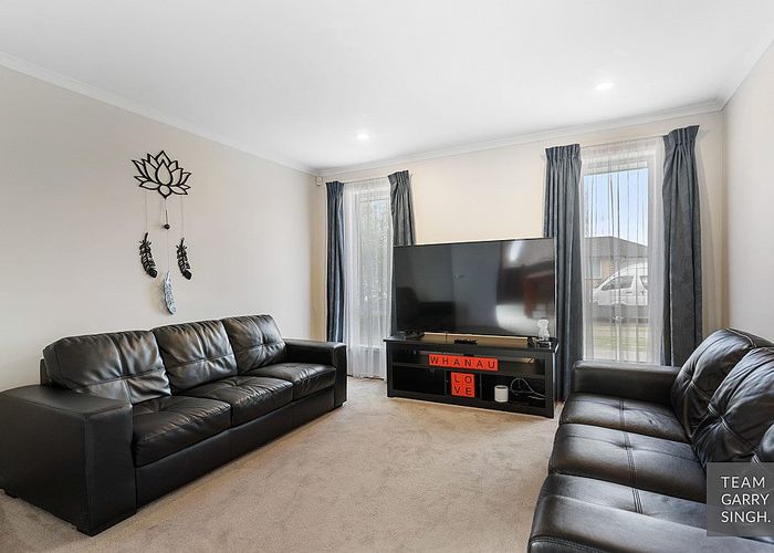  at 17 Captain Mitchell Drive, Opaheke, Papakura