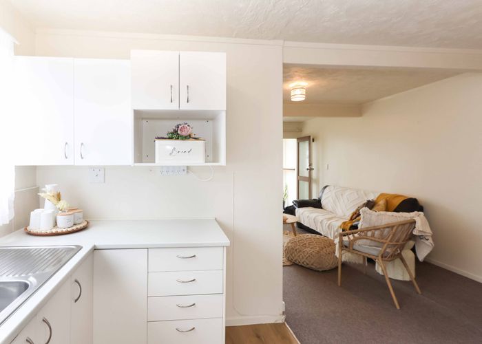  at 4/15 Bolton Street, Petone, Lower Hutt