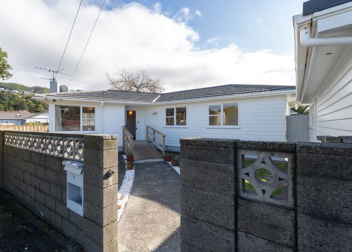  at 13 Mclellan Street, Tawa, Wellington