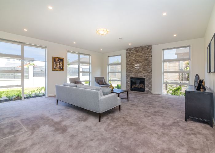  at 80 Chateau Rise, Flat Bush, Auckland
