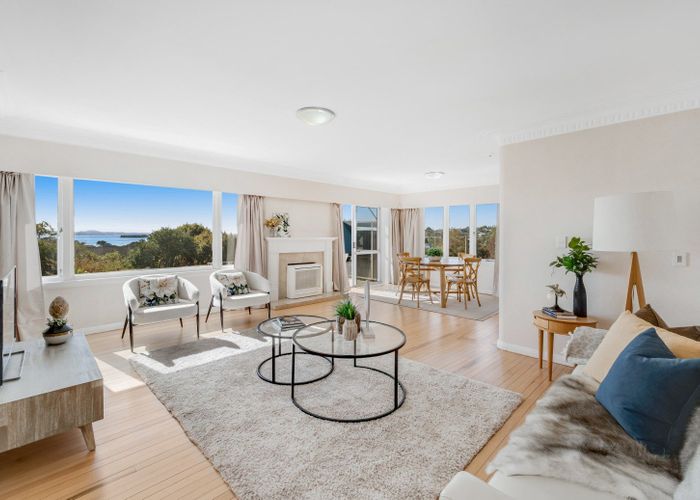  at 53 Uxbridge Road, Mellons Bay, Manukau City, Auckland