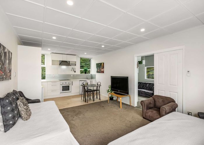  at 3/2 Waitati Place, New Windsor, Auckland City, Auckland