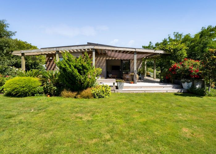  at 88 Te Arei Road East, Lepperton, New Plymouth, Taranaki