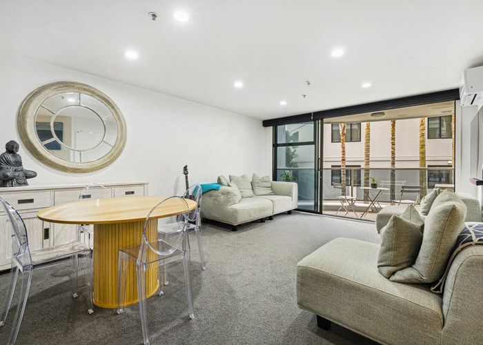  at 1E/175 Hurstmere Road, Takapuna, North Shore City, Auckland