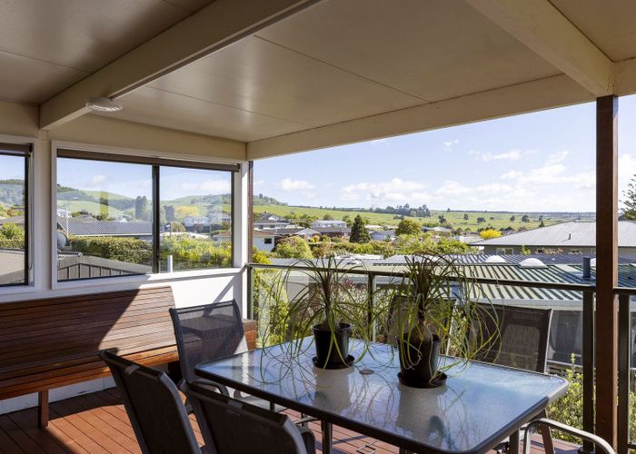  at 1 Scenic Heights, Acacia Bay, Taupo, Waikato