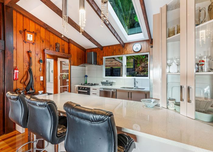  at 894 West Coast Road, Waiatarua, Auckland
