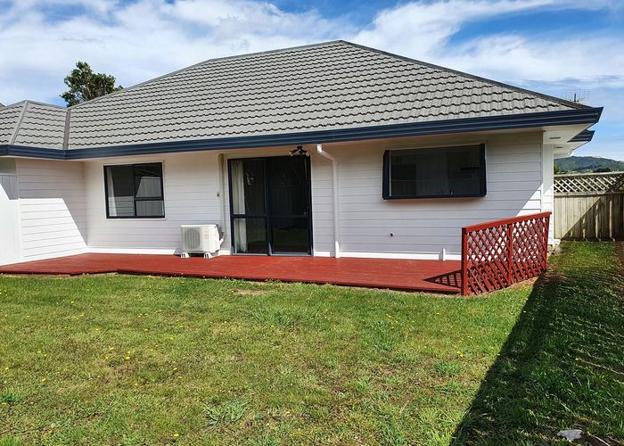  at 26 Kentwood Drive, Woodridge, Wellington, Wellington