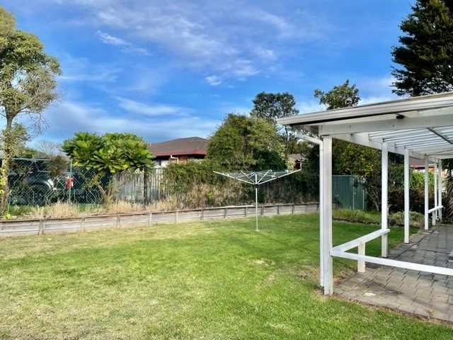  at 2/96 Stamford Park Road, Mount Roskill, Auckland