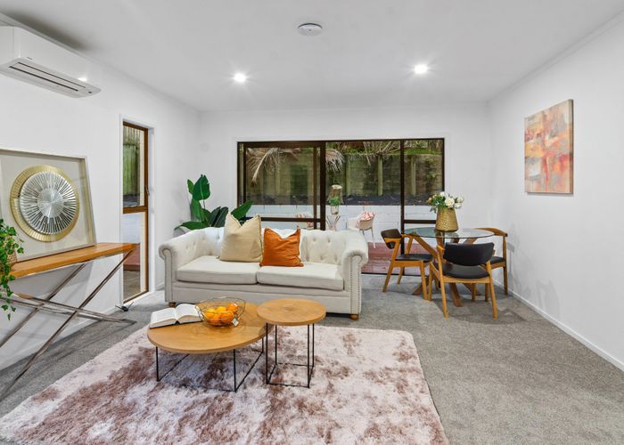  at 2/18 Teviot Place, Totara Vale, North Shore City, Auckland