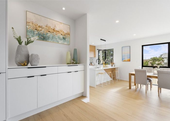  at 16D Exmouth Road, Northcote, North Shore City, Auckland