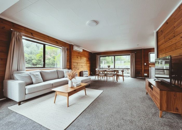  at 2 Garboard Lane, Whitby, Porirua, Wellington