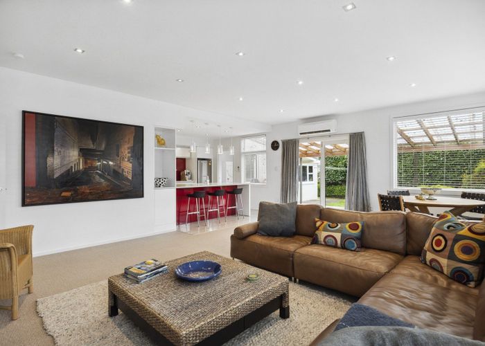  at 1 Cairnhill Street, Maori Hill, Dunedin