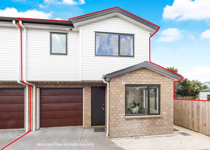  at 96A Botany Road, Botany Downs, Manukau City, Auckland