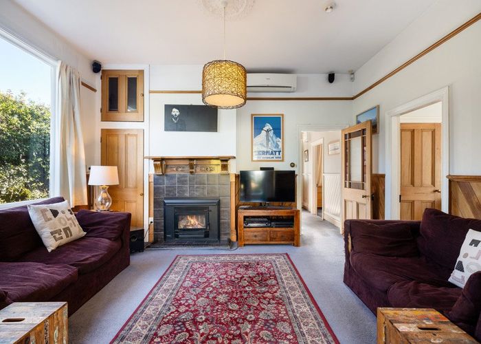  at 18 Rollin Street, Heathcote, Christchurch City, Canterbury