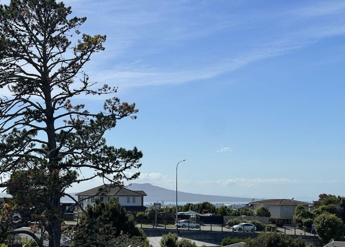  at 100 Glendhu Road, Bayview, Auckland