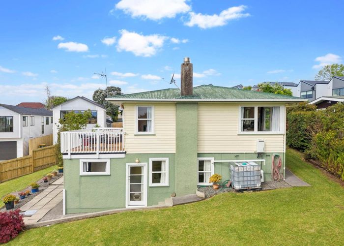  at 18 Cherry Road, Bucklands Beach, Manukau City, Auckland