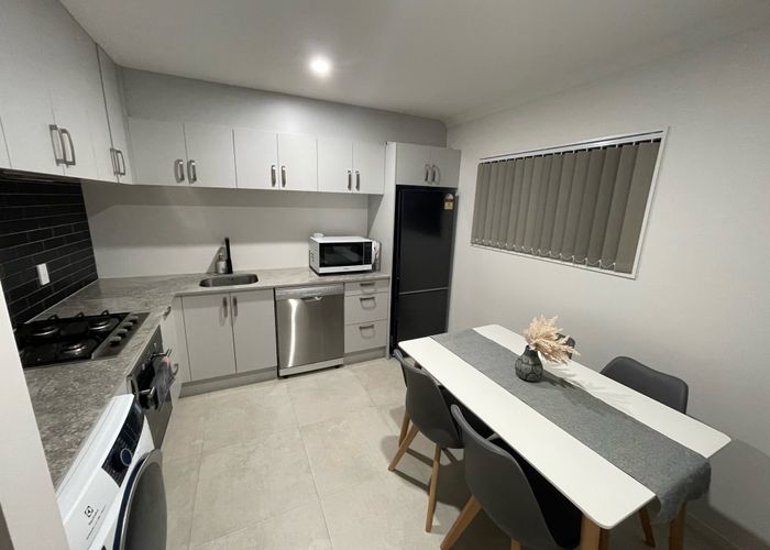  at 5A Cosy Pl, Howick, Manukau City, Auckland