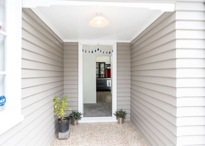  at 71 Dey Street, Hamilton East, Hamilton