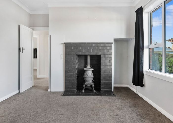  at 9 Exmouth Street, Abbotsford, Dunedin