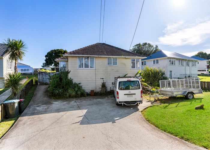  at 19 Taniwha Street, Wai O Taiki Bay, Auckland