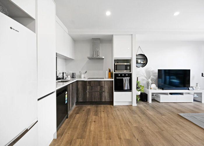  at 16 Jaspers Way, Rototuna, Hamilton, Waikato