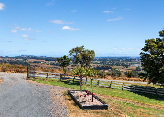  at 153 Pratts Road, Ramarama, Drury