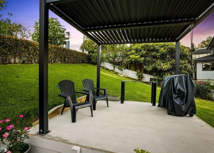  at 4  Gallony Avenue, Massey, Waitakere City, Auckland