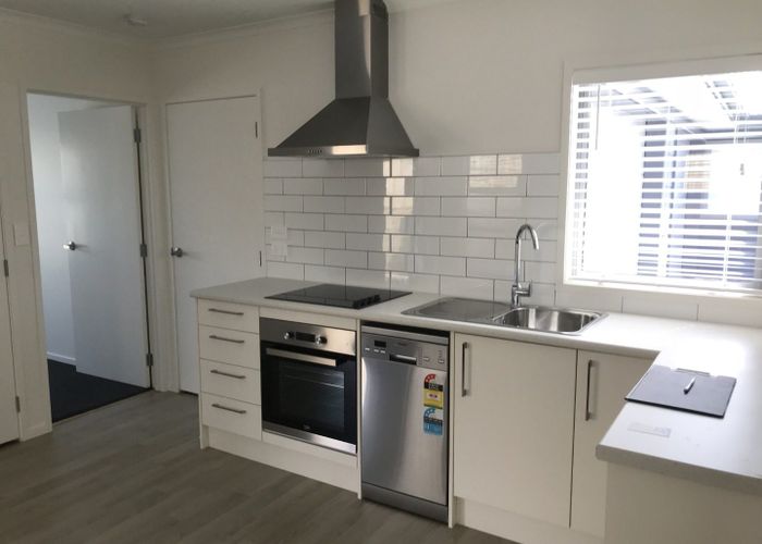  at 4/4 Ross View Terrace , Dinsdale, Hamilton, Waikato
