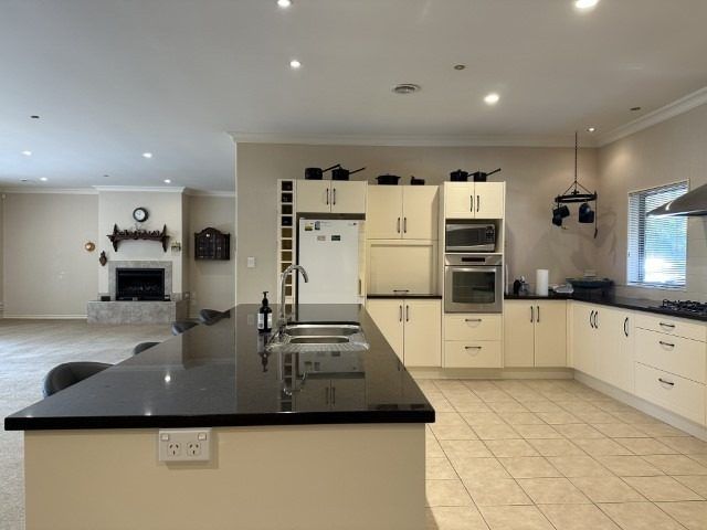  at 4 Keenan Road, Pyes Pa, Tauranga