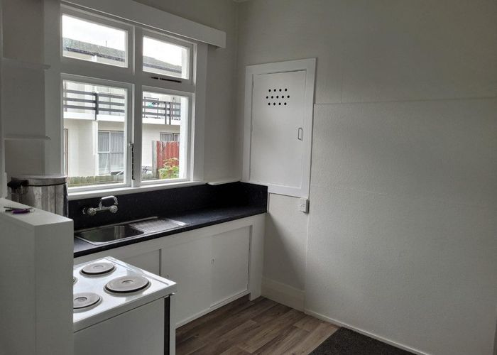  at 86 Thames Street, Avenal, Invercargill