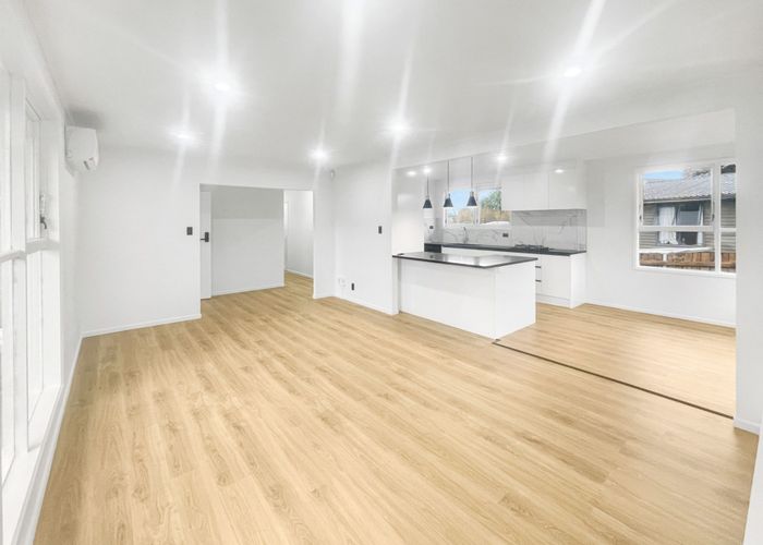  at 10 Leonard Place, Otara, Auckland