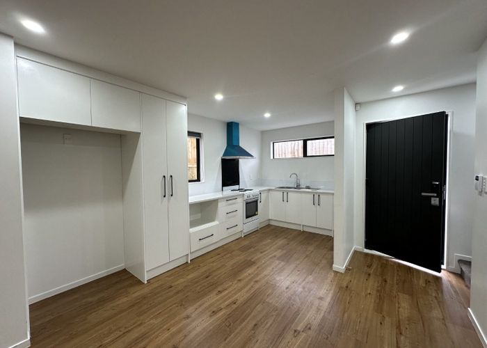  at 44b  Friesian Drive, Mangere, Manukau City, Auckland
